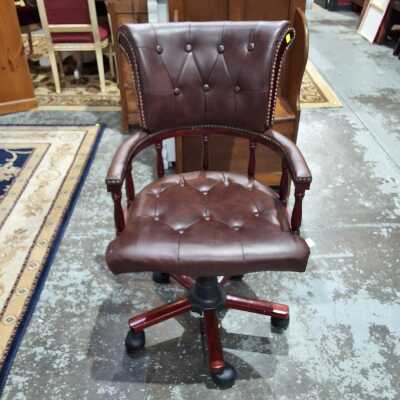 OFFICE CHAIR