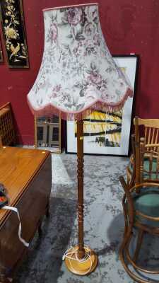STANDARD LAMP