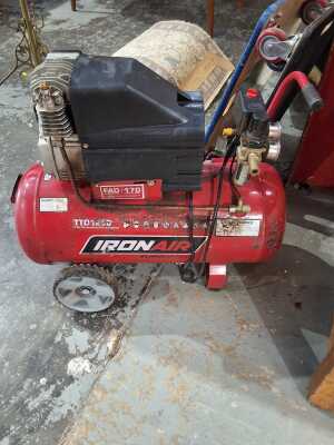 COMPRESSOR
