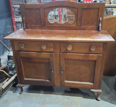 SIDEBOARD
