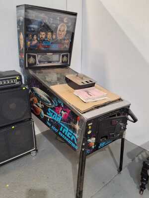 PINBALL MACHINE