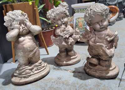 GARDEN ORNAMENTS