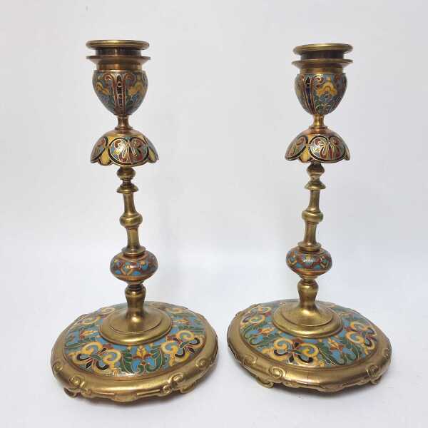 CANDLESTICKS