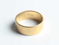GOLD RING