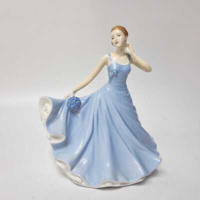 ROYAL DOULTON FIGURINE