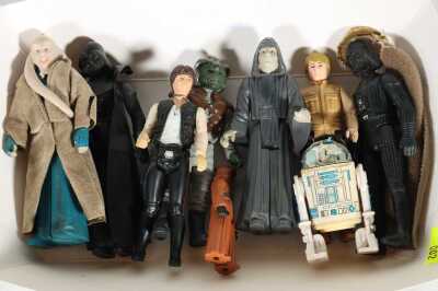 STAR WARS FIGURES