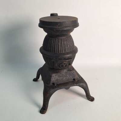 MINIATURE STOVE