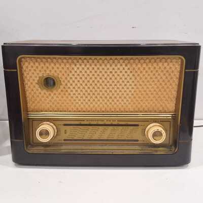 MANTEL RADIO