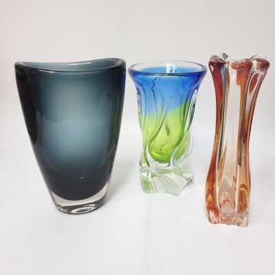 GLASS VASES