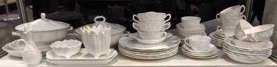 DINNERWARE