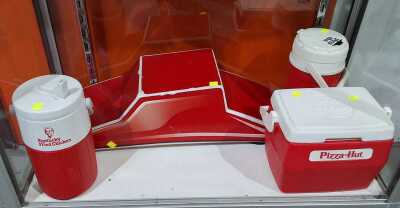 PIZZA HUT MERCH
