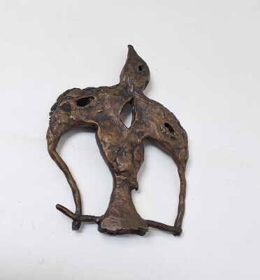 ARTISTIC BIRD FIGURE