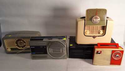 VINTAGE RADIOS