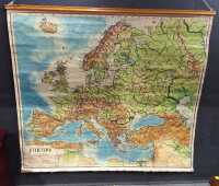 WALL MAP