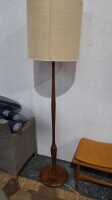 STANDARD LAMP