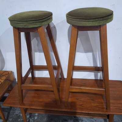 BAR STOOLS