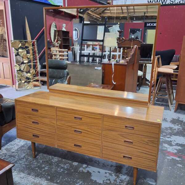 DRESSING TABLE