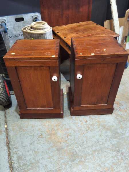 BEDSIDE CABINETS