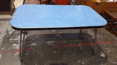 KITCHEN TABLE