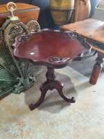WINE TABLE