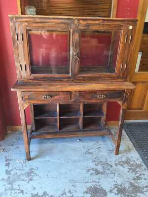 DISPLAY CABINET
