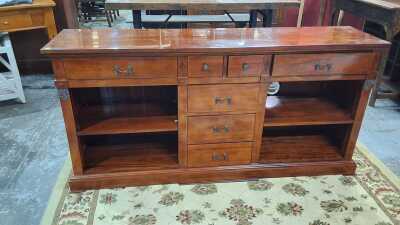 SIDEBOARD