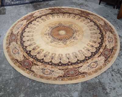 CIRCULAR FLOOR RUG