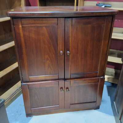 ENTERTAINMENT UNIT