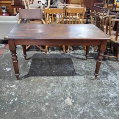 KITCHEN TABLE