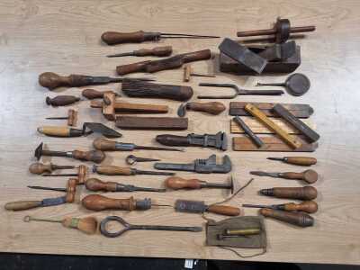 CARPENTERS TOOLS