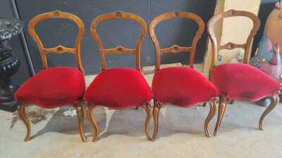 DINING CHAIRS