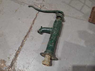 CAST IRON PUMP