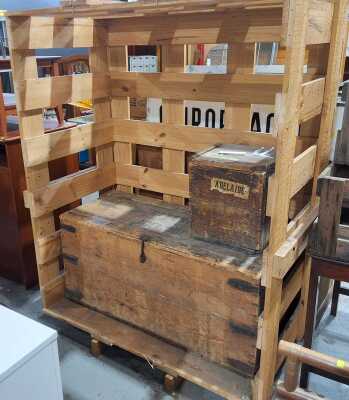 SHIPPING LOT