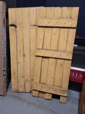 DUNNY DOORS