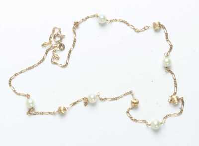 GOLD NECKLACE