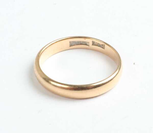 GOLD RING