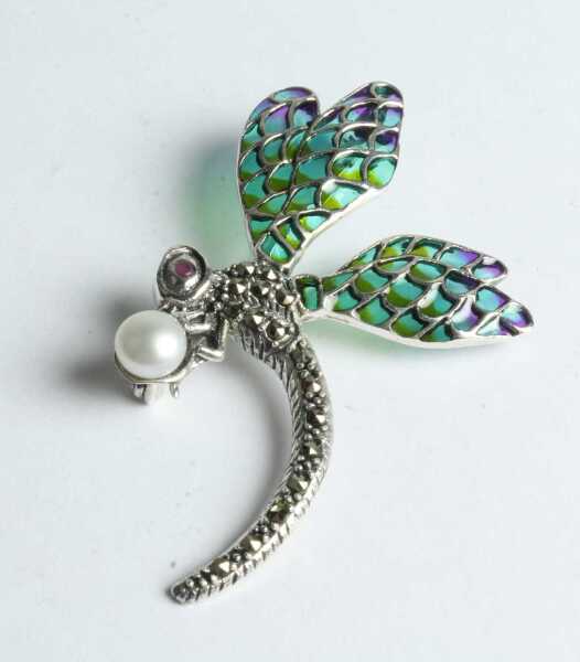 SILVER BROOCH