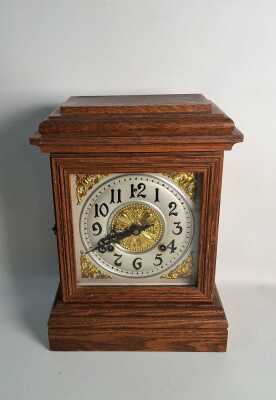 MANTEL CLOCK