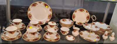 ROYAL ALBERT 'OLD COUNTRY ROSES'