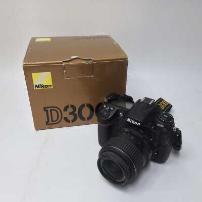 NIKON CAMERA