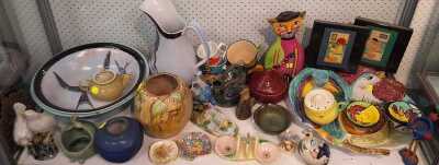 ASSORTED DECOR