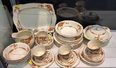 DINNER SERVICE