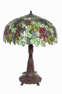 TIFFANY STYLE TABLE LAMP