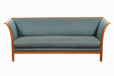 DANISH LOUNGE