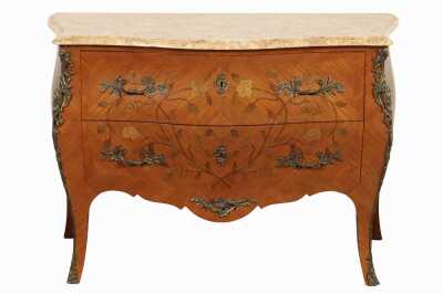 BOMBE COMMODE