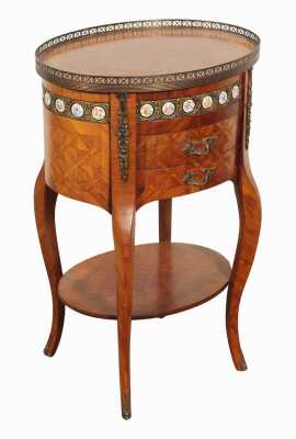 NIGHTSTAND