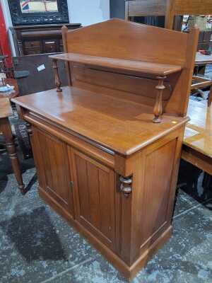 CHIFFONIER