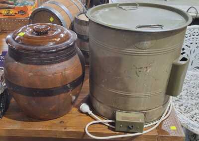 STERILISER & CROCK