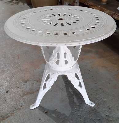 PATIO TABLE