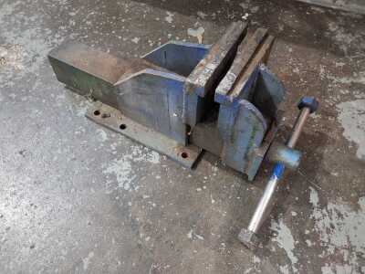 BENCH VICE